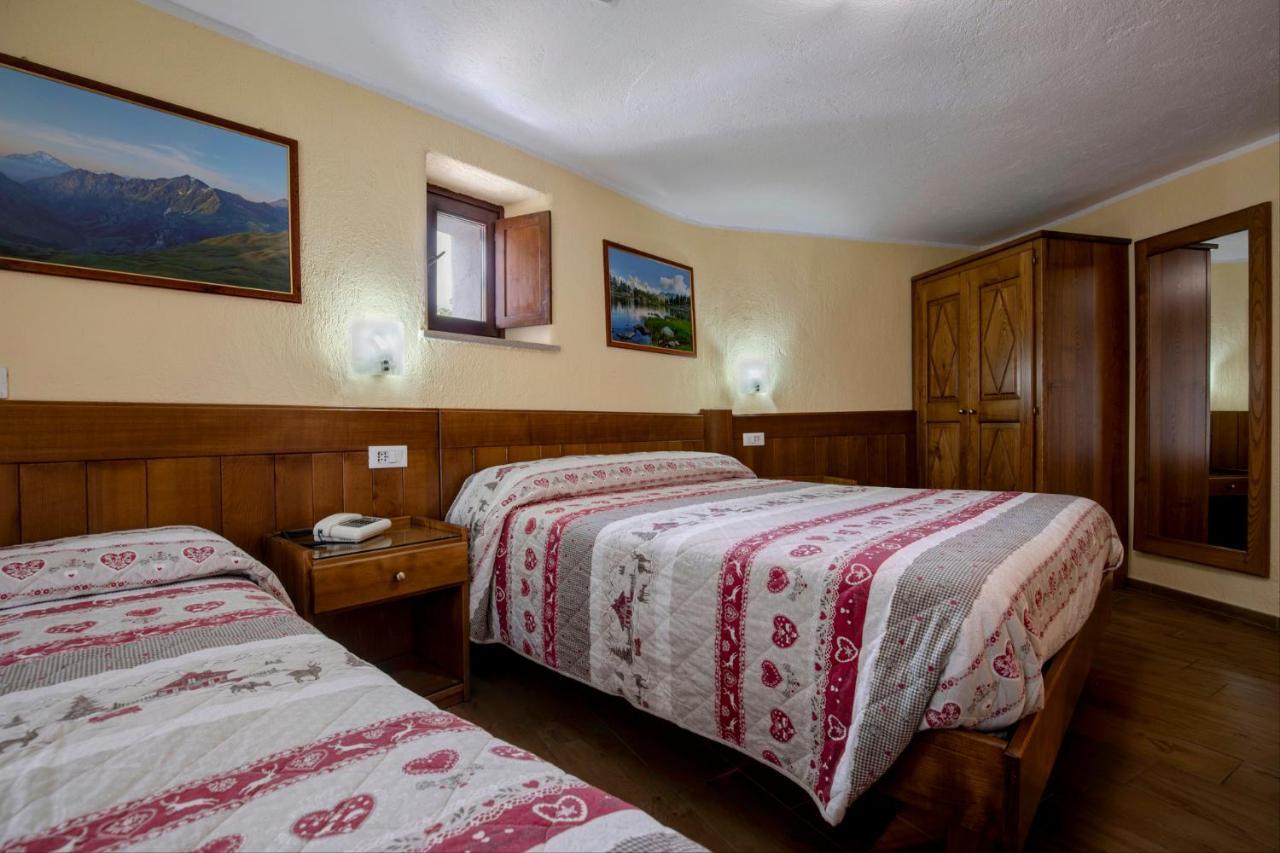 Hotel Cecchin Aosta Ngoại thất bức ảnh