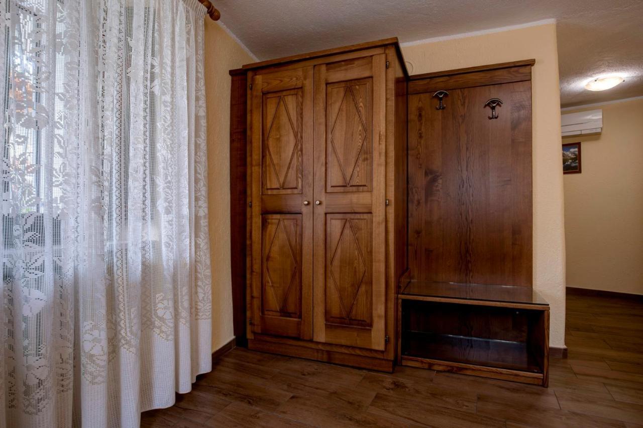Hotel Cecchin Aosta Ngoại thất bức ảnh