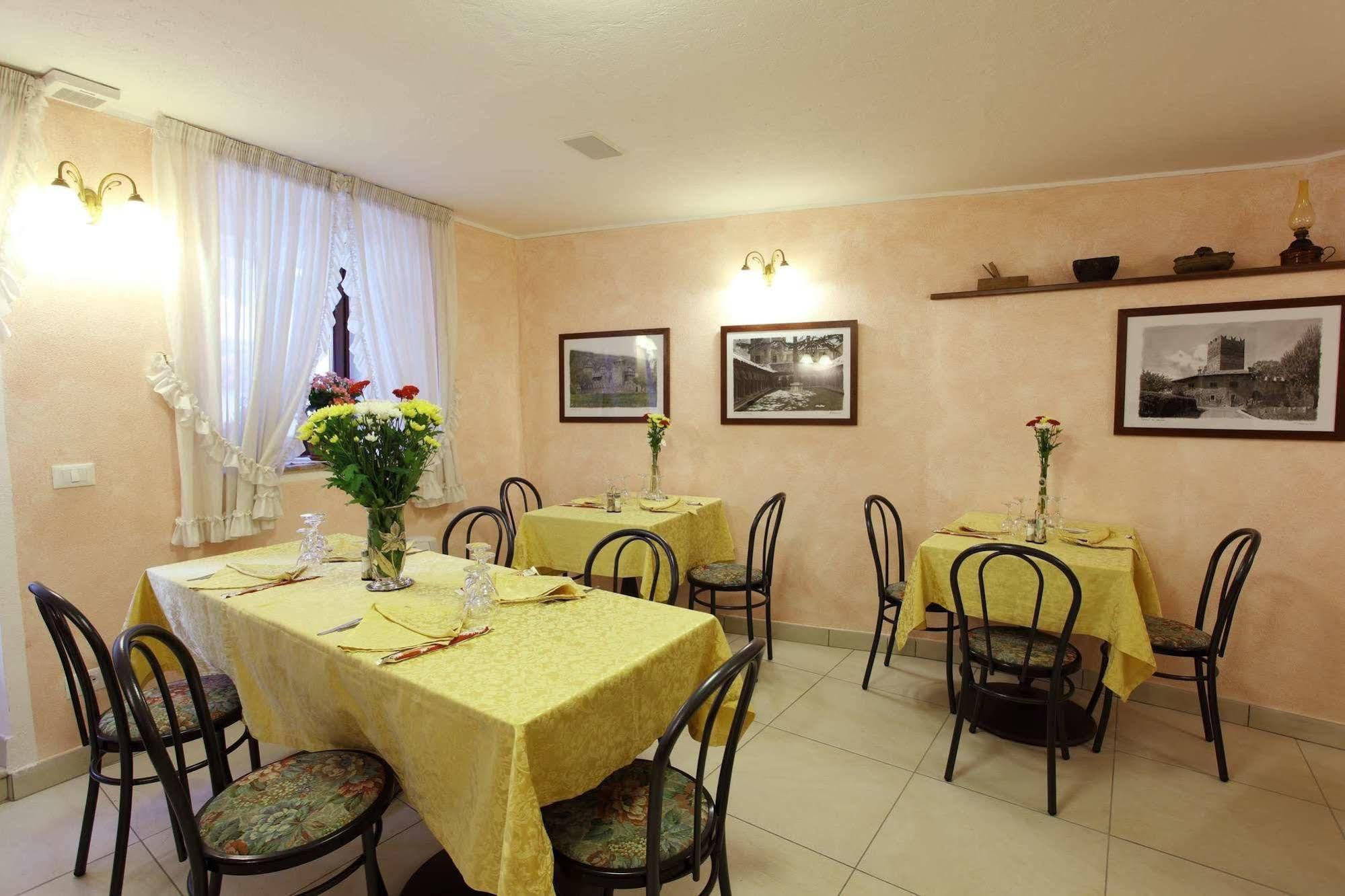 Hotel Cecchin Aosta Ngoại thất bức ảnh